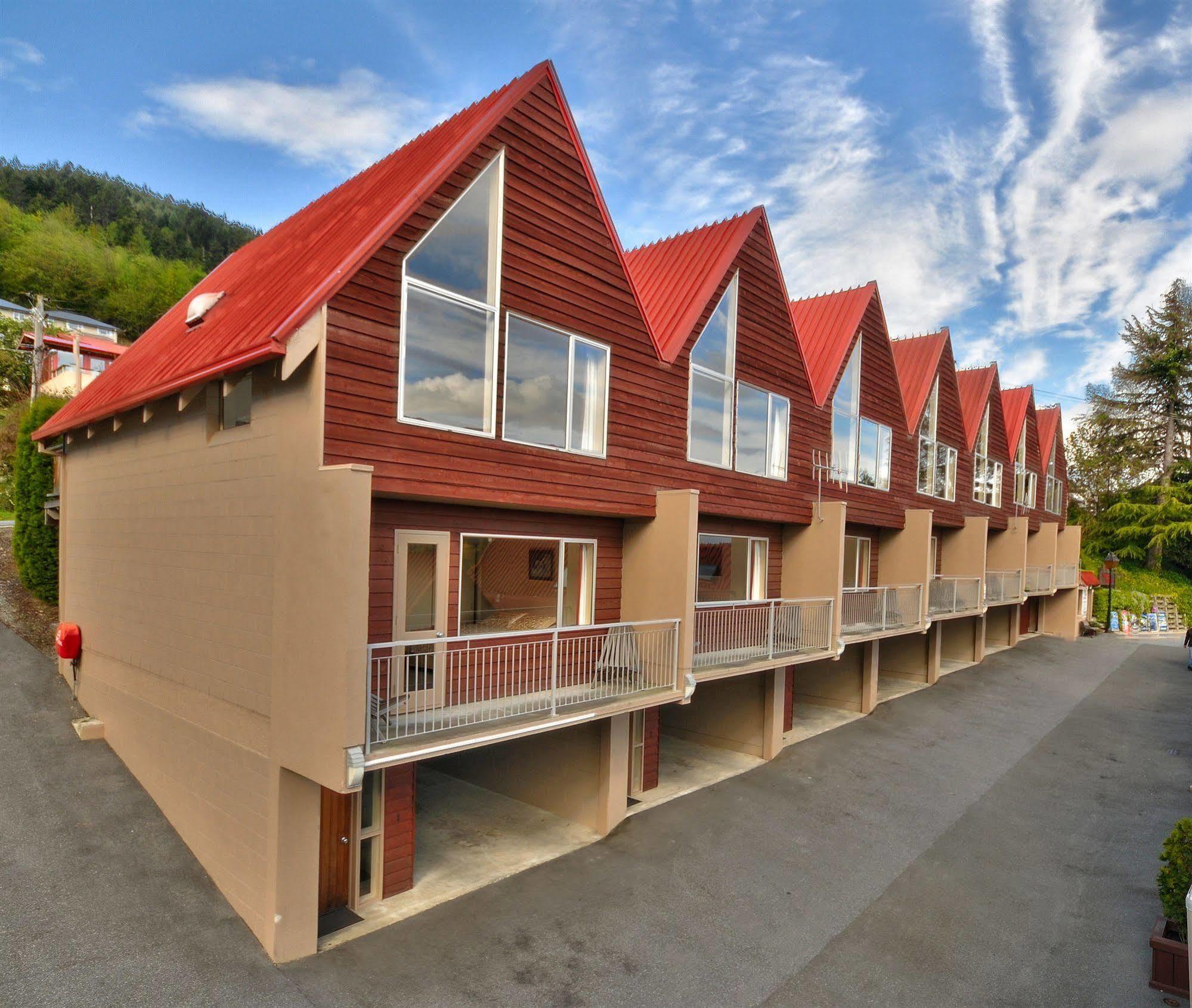 Turner Heights Townhouses Aparthotel Queenstown Exterior photo